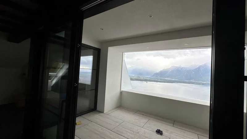 Le nouveau balcon, vu depuis le salon