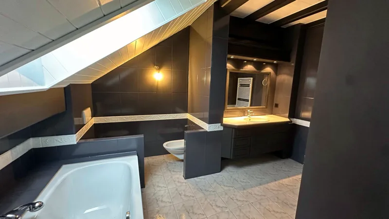 Salle de bain sous les combles