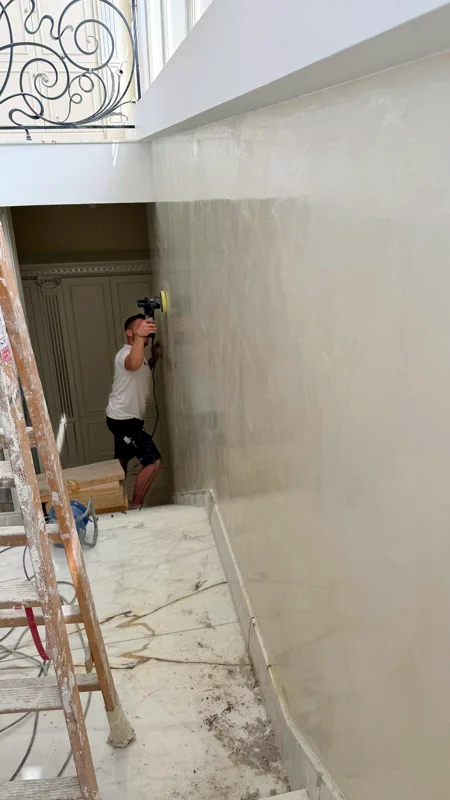 Murs repris pendant le chantier