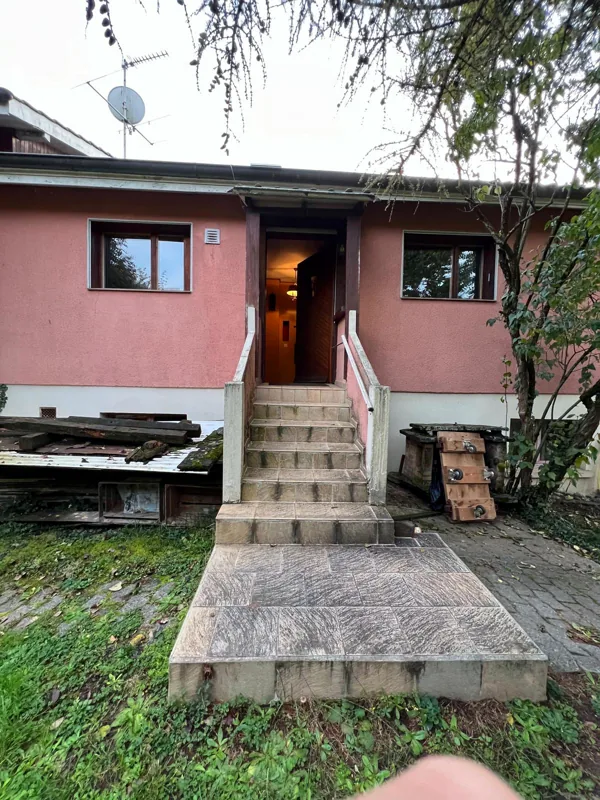 Entrée d'origine de la maison