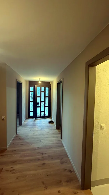 Couloir d'entrée rénové